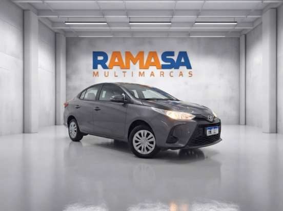 TOYOTA-YARIS-2024