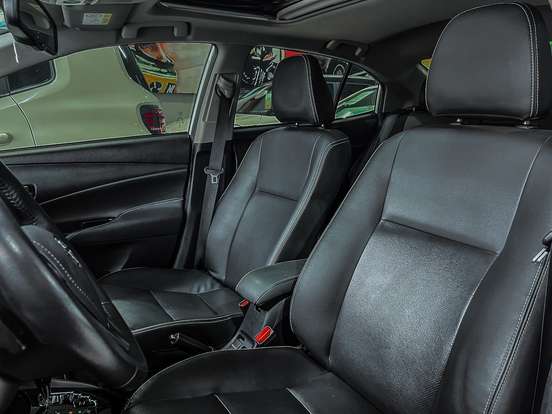 TOYOTA-YARIS-2023