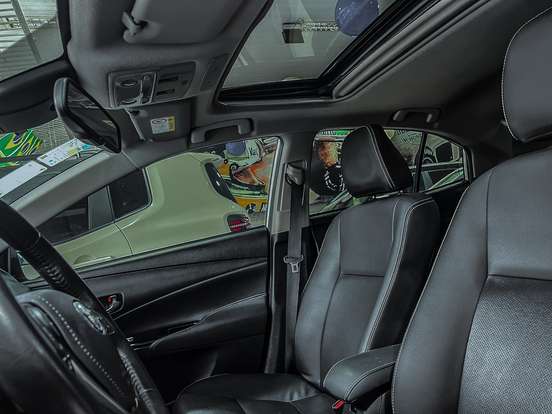 TOYOTA-YARIS-2023