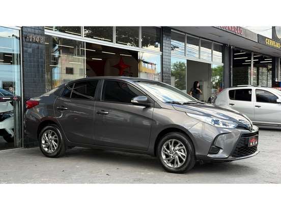 TOYOTA-YARIS-1.5 16V FLEX SEDAN XS CONNECT MULTIDRIVE TOYOTA-YARIS-2022