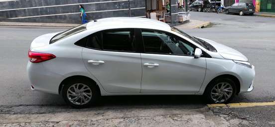 TOYOTA-YARIS-2024
