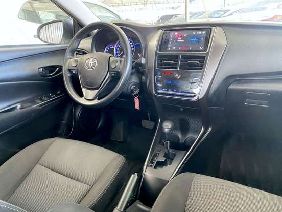 TOYOTA-YARIS-2024