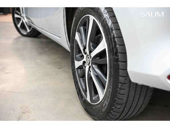 TOYOTA-YARIS-1.5 16V FLEX XLS CONNECT MULTIDRIVE TOYOTA-YARIS-2019