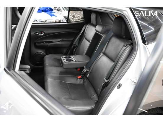 TOYOTA-YARIS-1.5 16V FLEX XLS CONNECT MULTIDRIVE TOYOTA-YARIS-2019