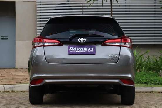 TOYOTA-YARIS-2019