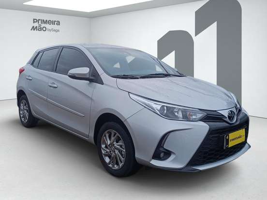 TOYOTA-YARIS-2024