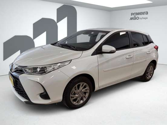 TOYOTA-YARIS-1.5 16V FLEX XS MULTIDRIVE TOYOTA-YARIS-2024