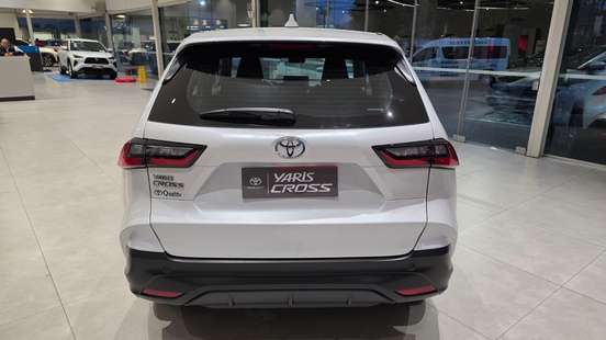 TOYOTA-YARIS CROSS-2026