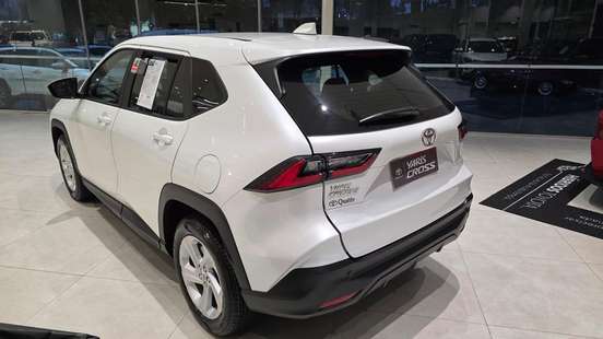 TOYOTA-YARIS CROSS-2026