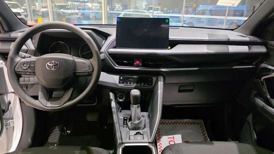 TOYOTA-YARIS CROSS-2026