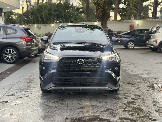 TOYOTA-YARIS CROSS-2025