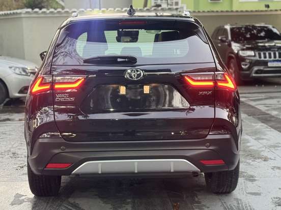 TOYOTA-YARIS CROSS-2025