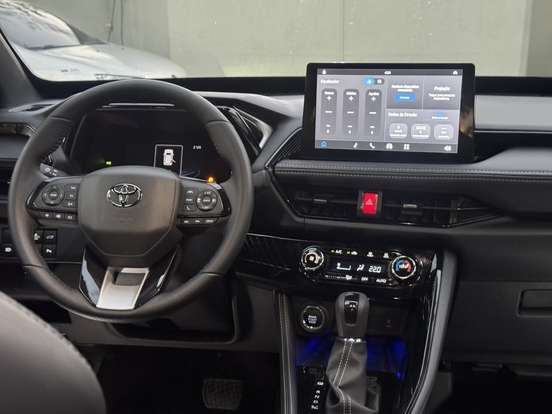 TOYOTA-YARIS CROSS-2025