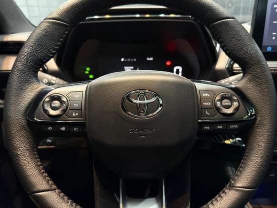 TOYOTA-YARIS CROSS-2026
