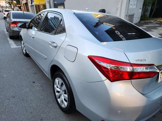 TOYOTA-COROLLA-2017
