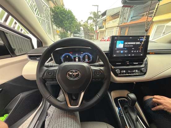 TOYOTA-COROLLA-2025