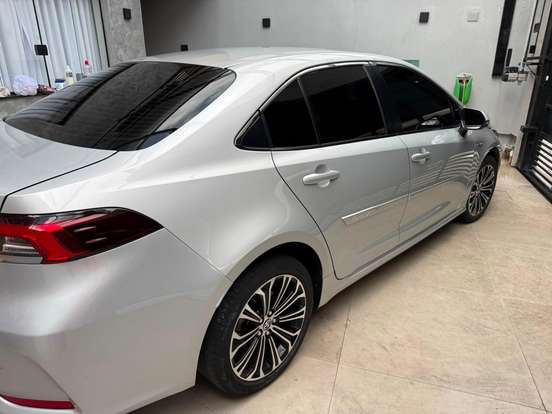 TOYOTA-COROLLA-2021