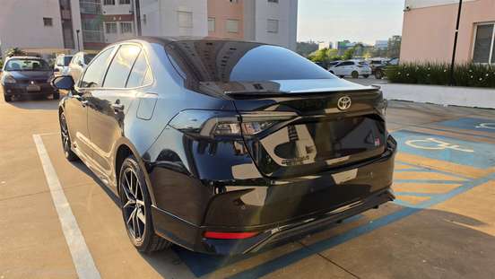 TOYOTA-COROLLA-2025