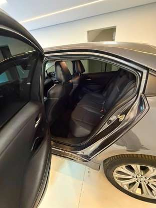 TOYOTA-COROLLA-2021