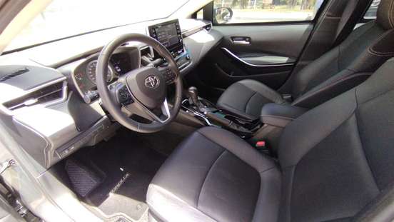 TOYOTA-COROLLA-2023