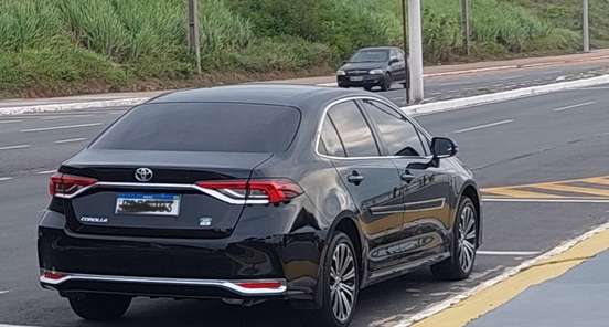 TOYOTA-COROLLA-2021
