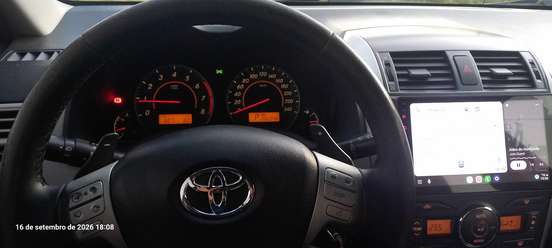 TOYOTA-COROLLA-2011