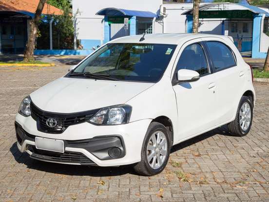 TOYOTA-ETIOS-1.5 X PLUS 16V FLEX 4P MANUAL TOYOTA-ETIOS-2019