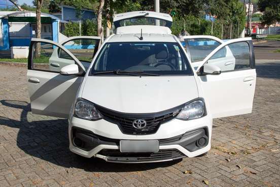 TOYOTA-ETIOS-2019