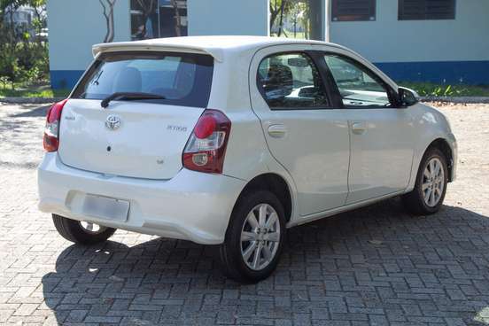 TOYOTA-ETIOS-2019