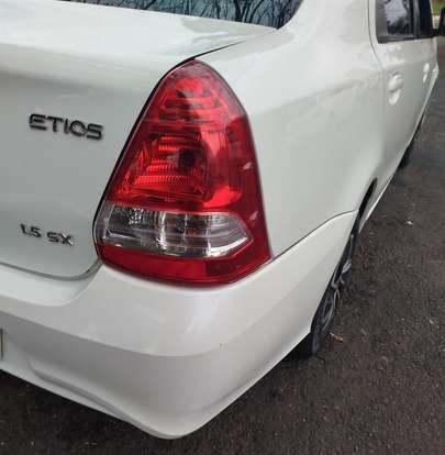 TOYOTA-ETIOS-1.5 X SEDAN 16V FLEX 4P MANUAL TOYOTA-ETIOS-2017