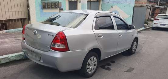 TOYOTA-ETIOS-2016