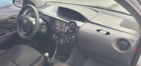 TOYOTA-ETIOS-2016