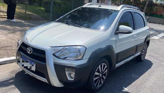 TOYOTA-ETIOS CROSS-1.5 16V FLEX 4P AUTOMÁTICO TOYOTA-ETIOS CROSS-2017
