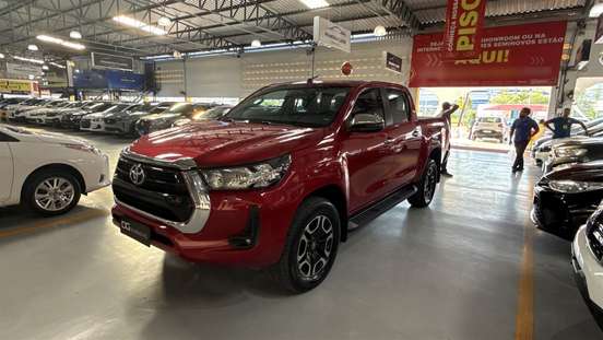 TOYOTA-HILUX-2021