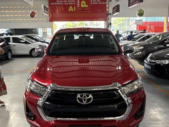 TOYOTA-HILUX-2.8 D-4D TURBO DIESEL CD SRV 4X4 AUTOMÁTICO TOYOTA-HILUX-2021