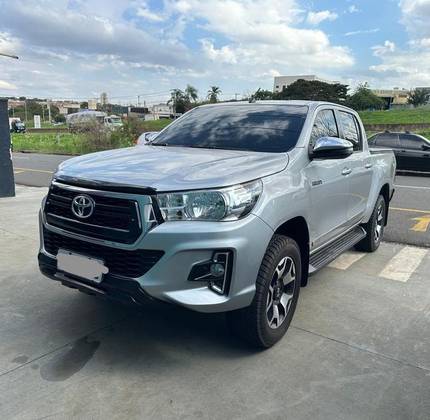 TOYOTA HILUX 2.8 SRV 4X4 CD 16V DIESEL 4P AUTOMÁTICO