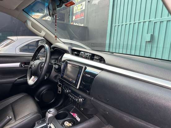TOYOTA-HILUX-2.8 SRV 4X4 CD 16V DIESEL 4P AUTOMÁTICO TOYOTA-HILUX-2019