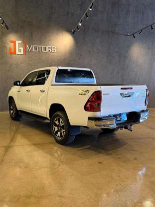 TOYOTA-HILUX-2.8 SRX 4X4 CD 16V DIESEL 4P AUTOMÁTICO TOYOTA-HILUX-2019