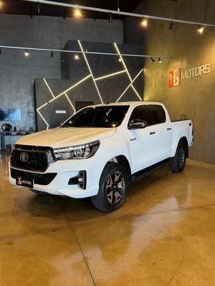 TOYOTA-HILUX-2019