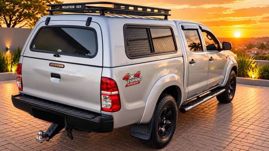 TOYOTA-HILUX-2015