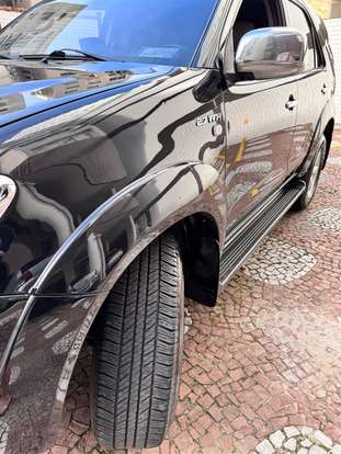 TOYOTA-HILUX SW4-2010