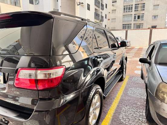TOYOTA-HILUX SW4-2.7 SR 4X2 16V GASOLINA 4P AUTOMÁTICO TOYOTA-HILUX SW4-2010