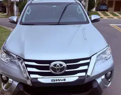 TOYOTA HILUX SW4 2.7 SRV 7 LUGARES 4X2 16V FLEX 4P AUTOMÁTICO TOYOTA HILUX SW4 2.7 SRV 7 LUGARES 4X2 16V FLEX 4P AUTOMÁTICO