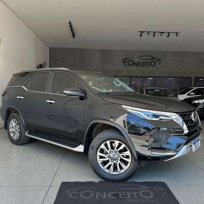 TOYOTA-HILUX SW4-2021