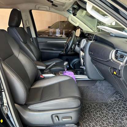 TOYOTA-HILUX SW4-2021