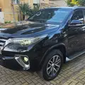 TOYOTA HILUX SW4 2.8 SRX 4X4 7 LUGARES 16V TURBO INTERCOOLER DIESEL 4P AUTOMÁTICO TOYOTA HILUX SW4 2.8 SRX 4X4 7 LUGARES 16V TURBO INTERCOOLER DIESEL 4P AUTOMÁTICO
