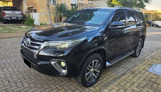 TOYOTA-HILUX SW4-2016