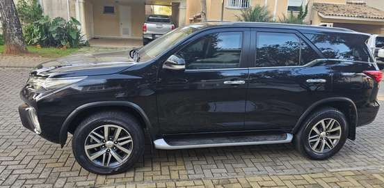 TOYOTA-HILUX SW4-2016