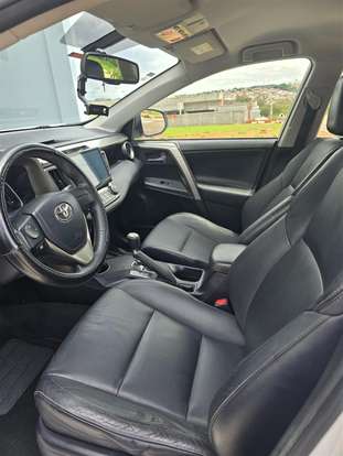 TOYOTA-RAV4-2015