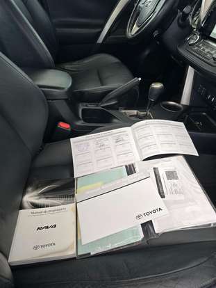 TOYOTA-RAV4-2015